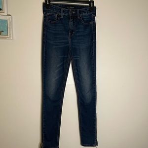 LUCKY BRAND SKINNY JEANS